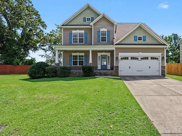 3205 Dove Hunter Cir, Fayetteville, NC 28306