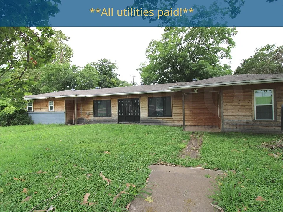 17 Macarthur Dr #B