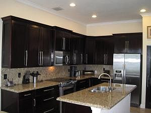 5th image of 1221 W Magnolia Cir