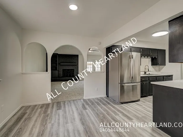10333 Fairfax Ln — Photo 8