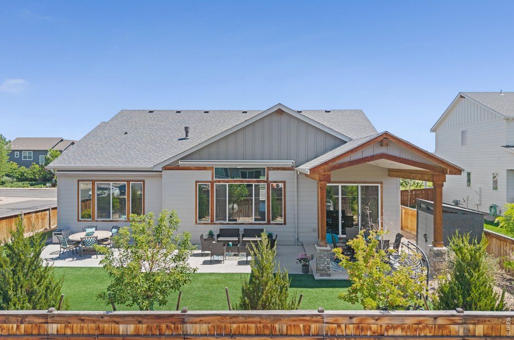 586 Greenspire Dr