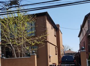 6982 Caldwell Ave, Maspeth, NY 11378
