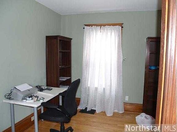 3rd image of 3622 24th Ave S