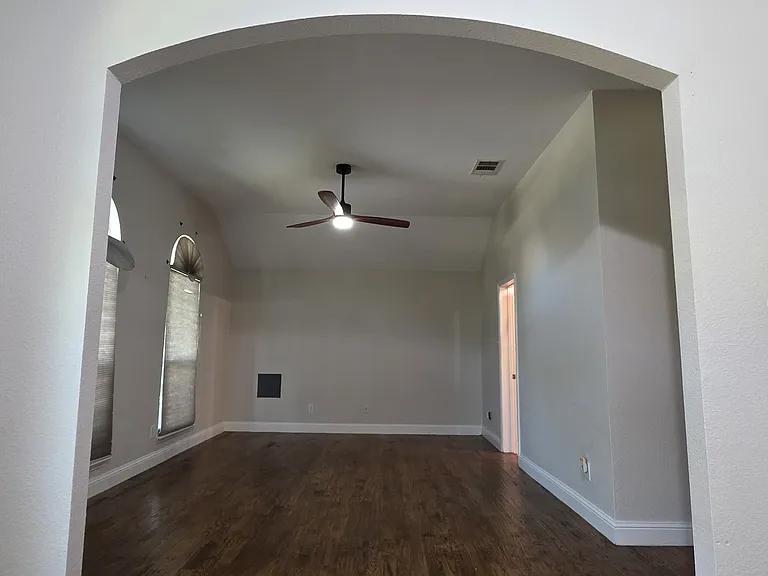 9705 Dragonfly Dr — Photo 13