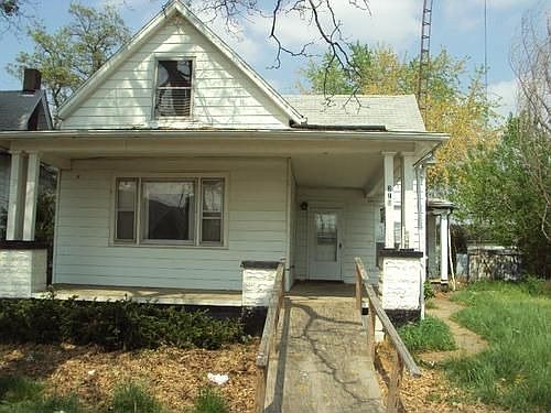 2nd image of 316 E Cherry St