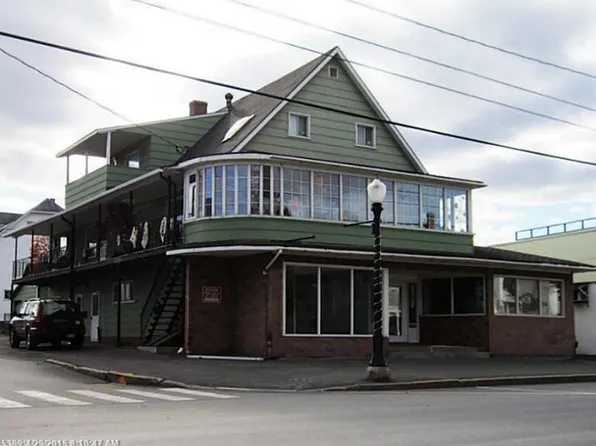 411 Main St, Madawaska, ME 04756