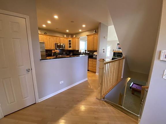 5th image of 305 Berkshire Dr