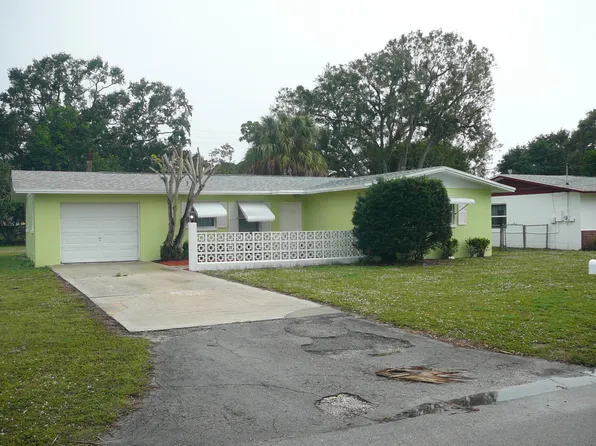 302 S 30th Street, Fort Pierce, FL 34947