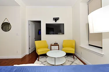 Rented by Eisenberg Exclusives