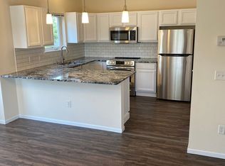 102-112 Wind Stone Dr #109, Madison, WI 53718