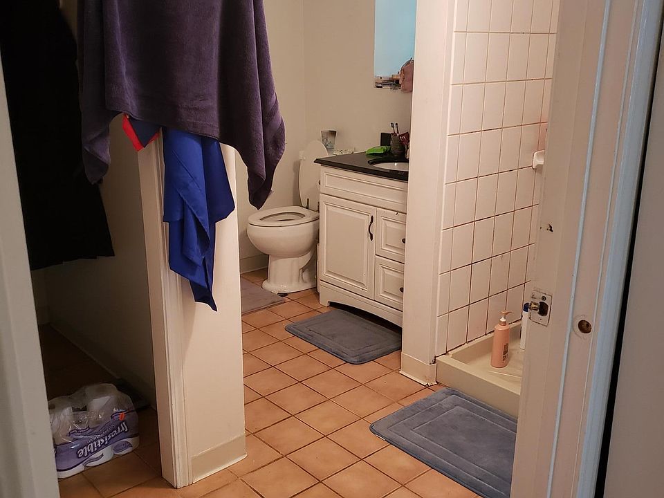 2nd image of 3519 N Seminary Ave #Basement