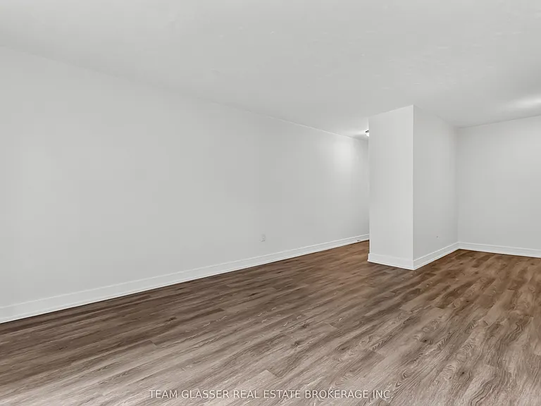 735 Wonderland Rd S #302 — Photo 6