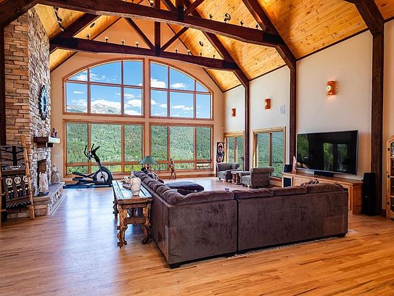 5th image of 2550 Destination Ranch Road