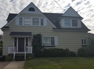 5 River Ave, Monmouth Beach, NJ 07750
