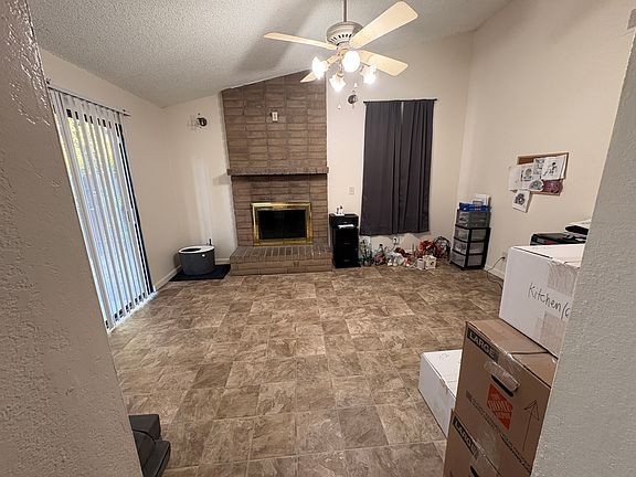 3rd image of 1118 Pheasant Dr