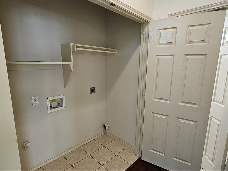 501 Jeans Creek Dr — Photo 7
