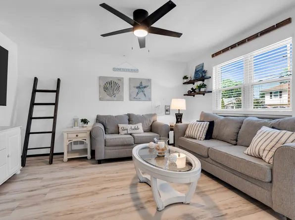 1264 Maplewood Rd #A, Belmar, NJ 07719