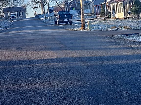 4th image of 301 N Lake Ave