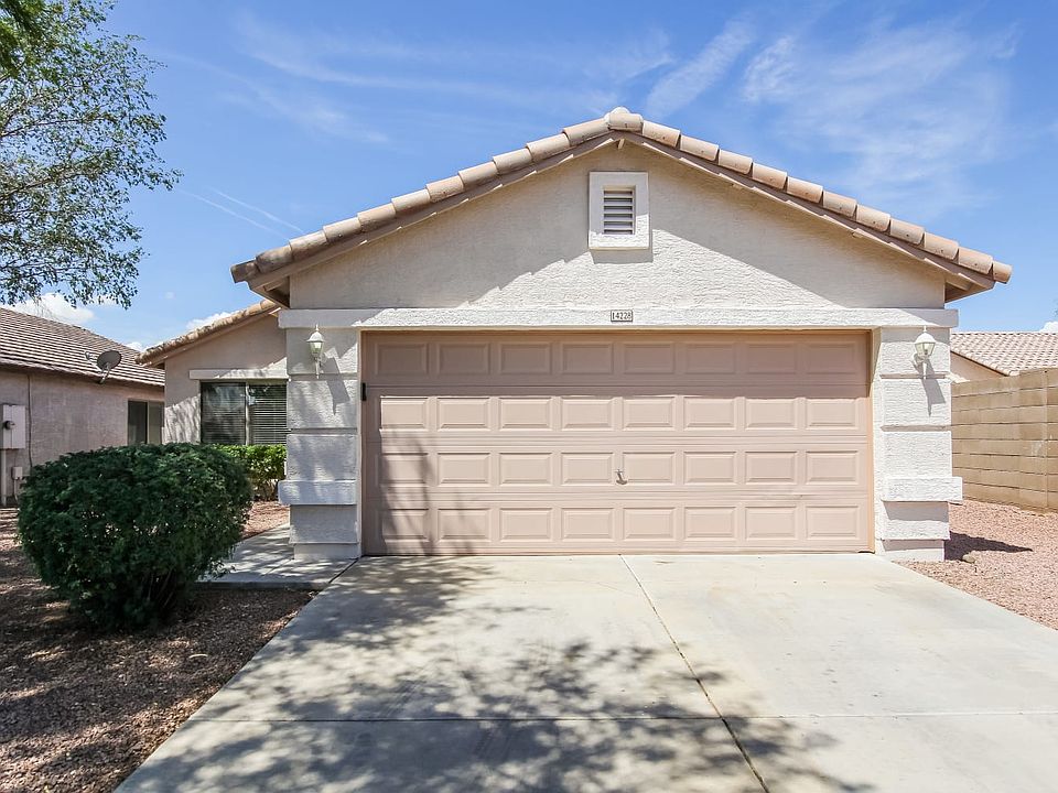 1st image of 14228 N 149th Dr