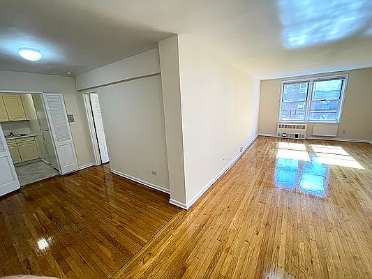 3rd image of 71-40 112th St #A606