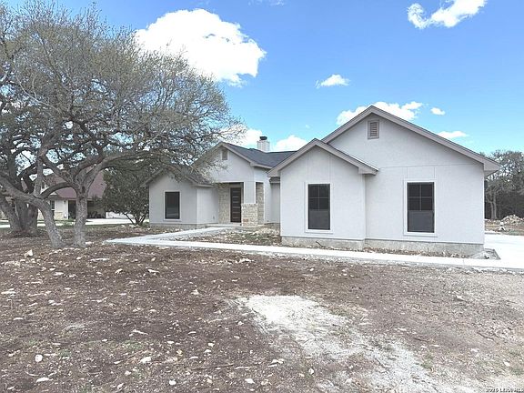 3rd image of 237 Toucan