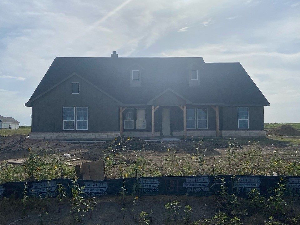 1st image of 181 Sunny Side Rd