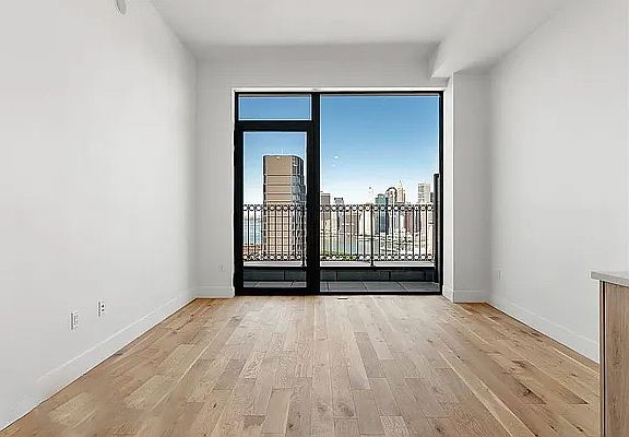 4th image of 69 Adams St #25C
