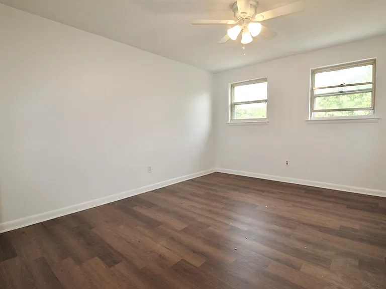 4422 Bloomfield Ave #2 — Photo 12