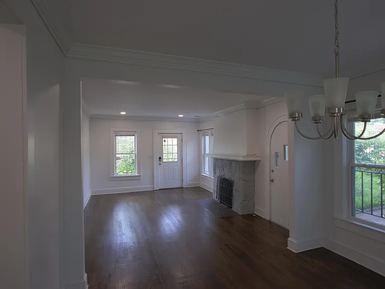 672 Cascade Ave SW — Photo 4