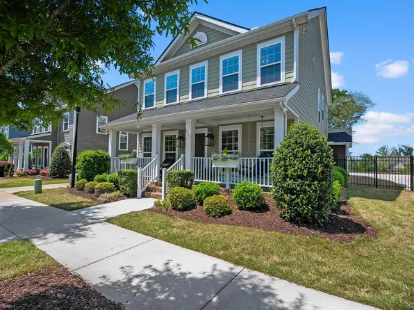 311 Algonquin Trl, Greenville, SC 29607