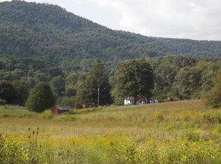 4086 Wolf Creek Rd, Sinks Grove, WV 24976