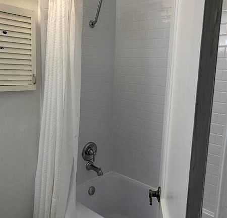 4th image of 3709 Paseo Andalusia