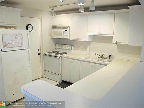 2nd image of 2308 S Cypress Bend Dr APT 125