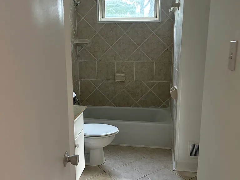 7116 Idlewild Rd — Photo 39