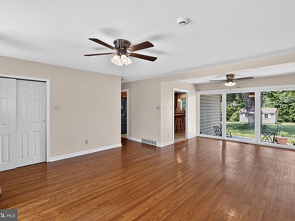 2nd image of 130 Acorn Dr