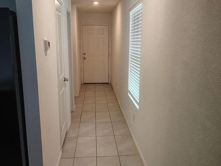 142 Plumcove Dr — Photo 16