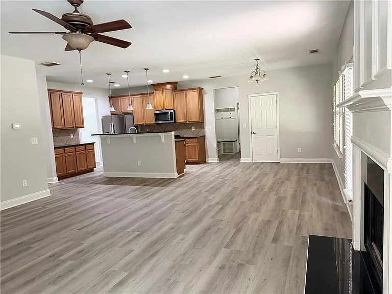 3051 Montauk Hill Dr — Photo 10