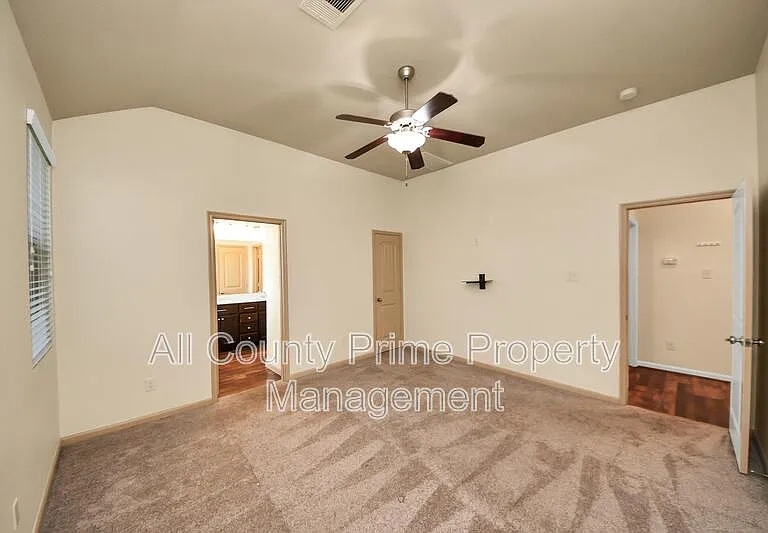 5234 Corbridge Glen Ct — Photo 10