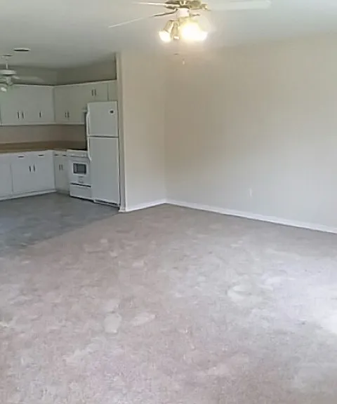 106B Jay Ln #106B — Photo 2