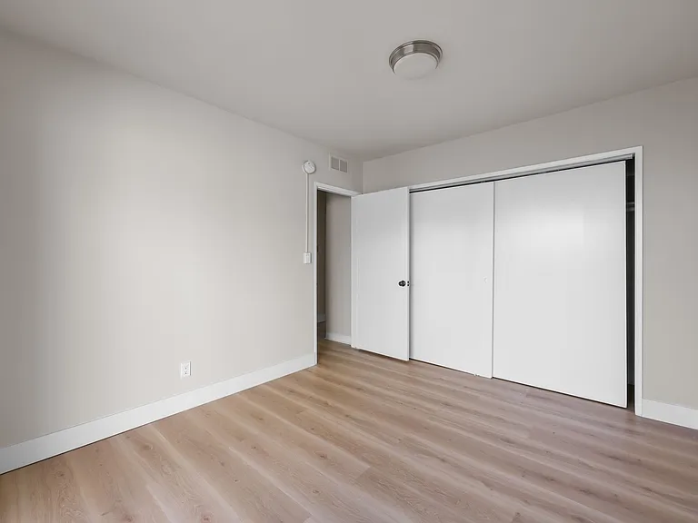 4958 N Maywood Ave #1A — Photo 7