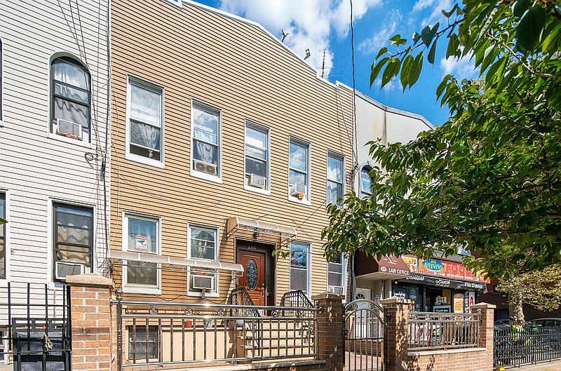 1st image of 215 Saint Nicholas Ave