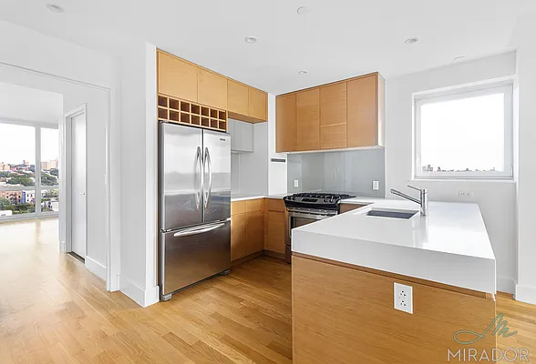 Rented by Mirador Real Estate | media 28