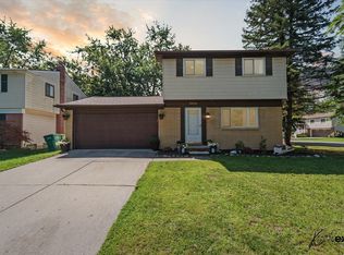 5900 Meadowview St, Ypsilanti, MI 48197