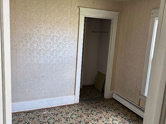 2nd image of 619 Water St