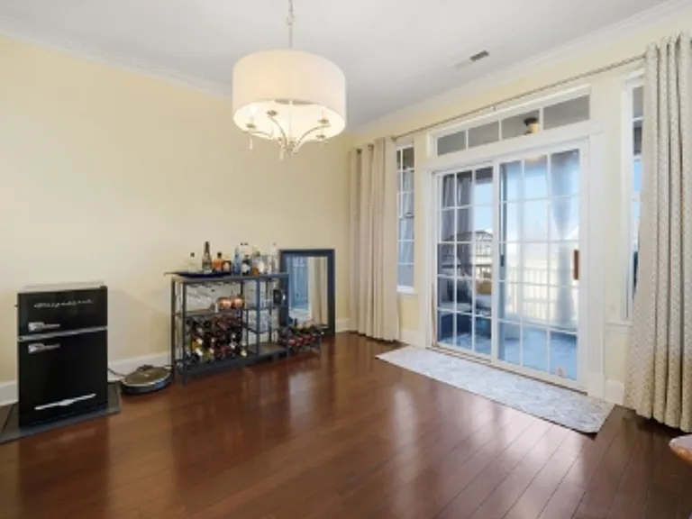 1005 Bay Breeze Dr — Photo 30