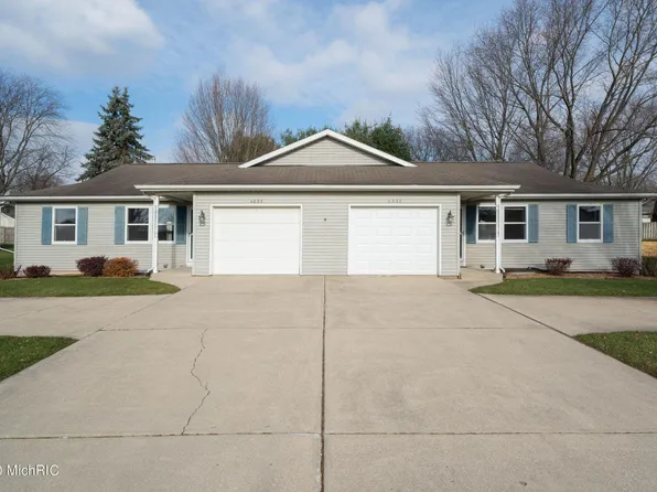 4220 Chelten Ave, Kalamazoo, MI 49006