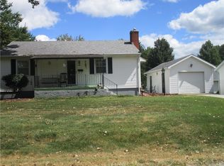 406 Grant St, Pana, IL 62557