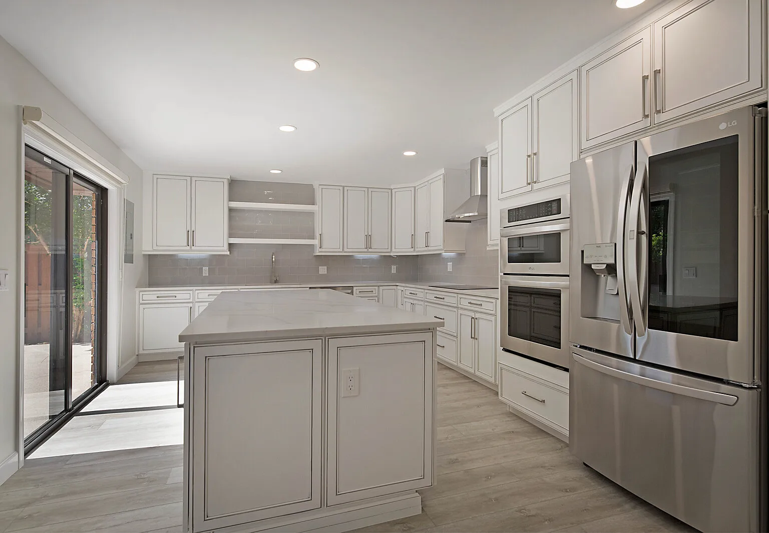 2 bed, 2.5 bath, 1708 sqft, $4,000 — Photo 1