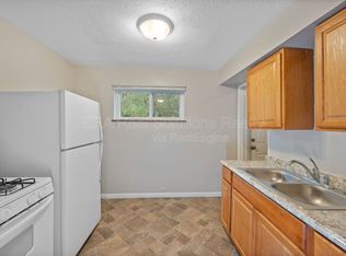 8268 Sandy Ln, Cincinnati, OH 45239