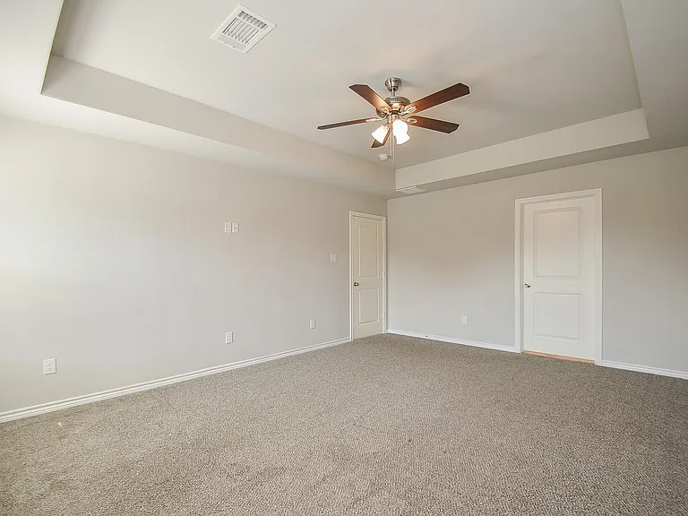 815 Easy St — Photo 15